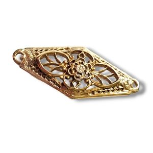Vintage Faux Gold Tone Brooch Intricate Pattern Pin Jewelry Classic Accessories